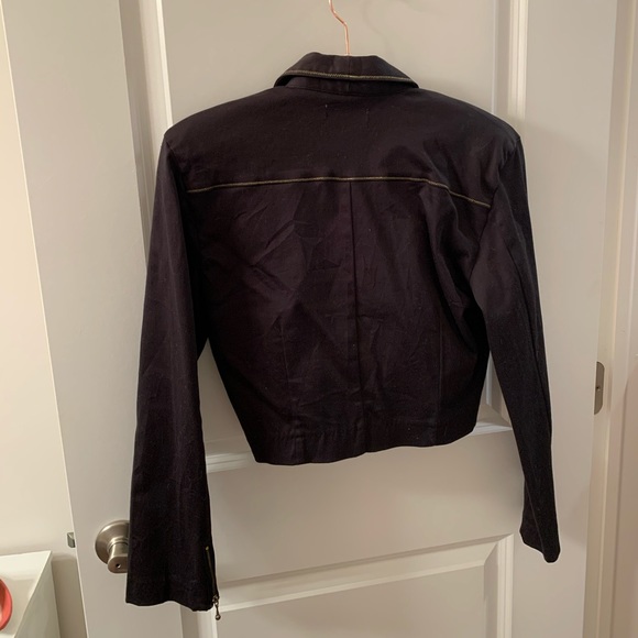 Medium asymmetrical Crop Jacket - Picture 3 of 5